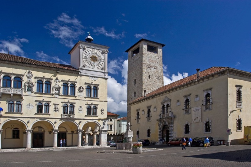 piazza duomo- belluno